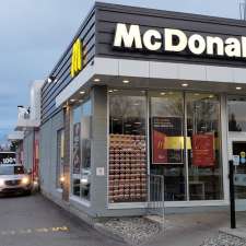McDonald's | 724 Rue Cambronne, Québec, QC G1E 7H4, Canada