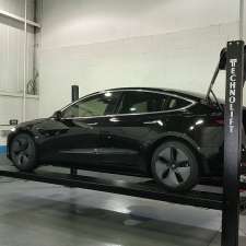 Mobile Pro Detailing | 2050 Speers Rd #3, Oakville, ON L6L 2X8, Canada