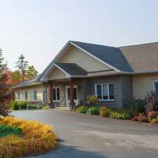 Maison La Cinquième Saison | 6900 Rue des Pins, Lac-Mégantic, QC G6B 2M1, Canada