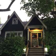 House On Dunbar B&B | 3926 W 20th Ave, Vancouver, BC V6S 1G4, Canada