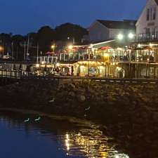Dockside Suites & Fundy Restaurant | 34 Water St, Digby, NS B0V 1A0, Canada