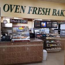 Graves' Fresh Mart | 49 Queen St, Bridgetown, NS B0S 1C0, Canada