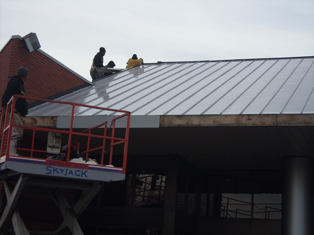 Jackson Roofing & Son Contracting Inc. | 332 Johnson Rd, Brantford, ON N3T 5M1, Canada | Phone: (905) 575-7096