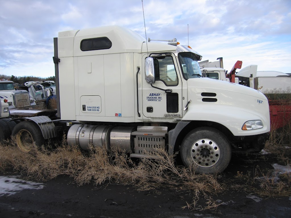 Duanes Trucking Ltd | 40029 Range Rd 243, Alix, AB T0C 0B0, Canada | Phone: (403) 784-2501