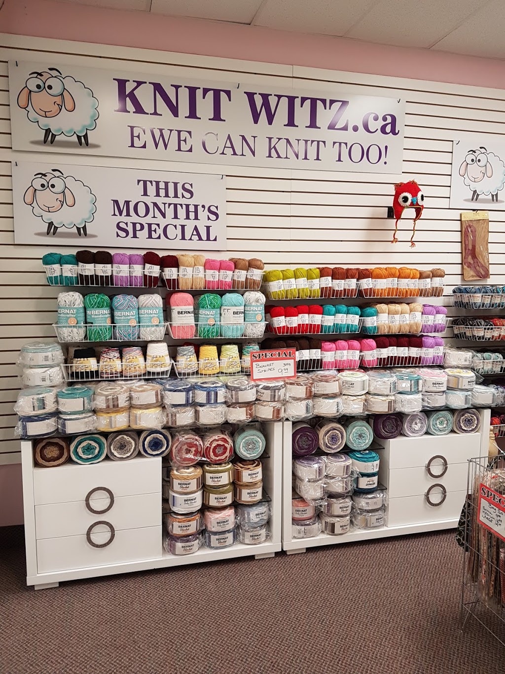 Knit Witz | 320 Bayfield St, Barrie, ON L4M 3C1, Canada | Phone: (705) 984-3050