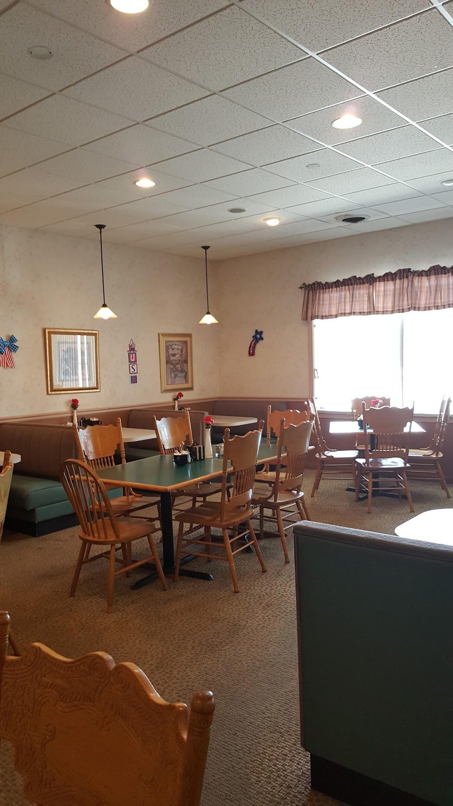 Johnny J Family Pizzeria | 2351 Bowen Rd, Elma, NY 14059, USA | Phone: (716) 652-6405