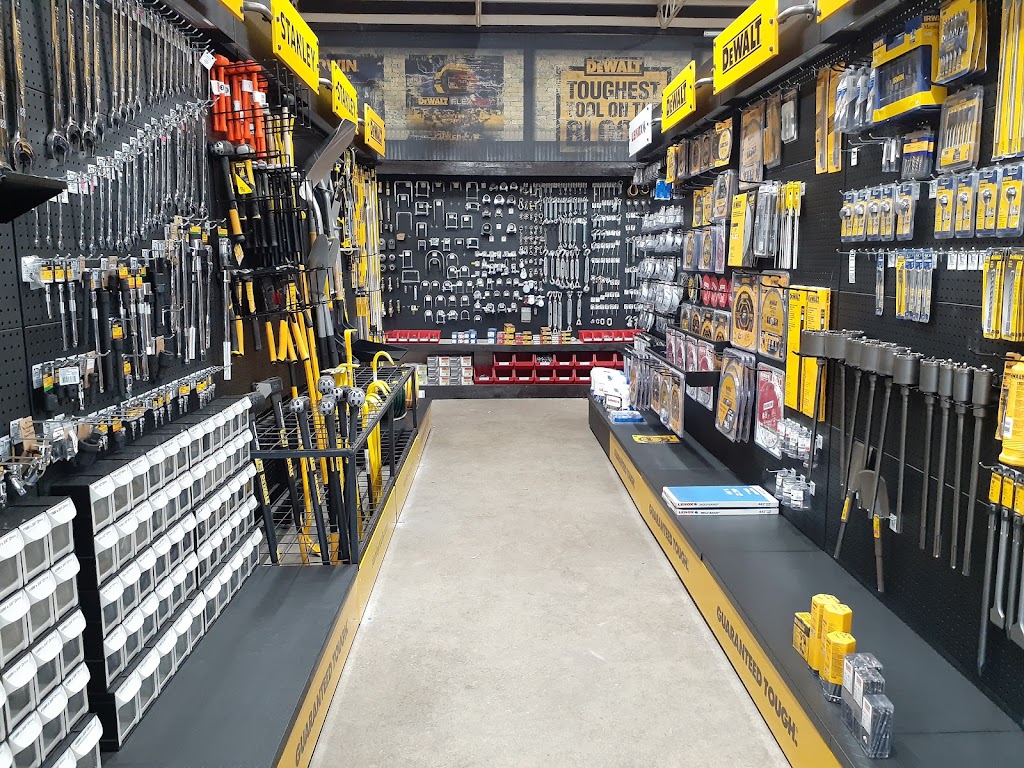 Woodstock Hardware | 685747 Oxford 2, Woodstock, ON N4S 7V9, Canada | Phone: (519) 567-5573