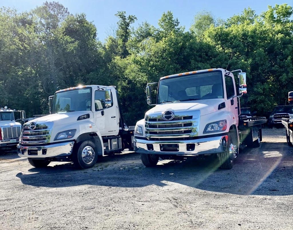 Tow Truck Service 24h CHATEAUGUAY KAHNAWAKE | CP 80033, PRINCIPALE, Châteauguay, QC J6J 5X2, Canada | Phone: (450) 287-0170