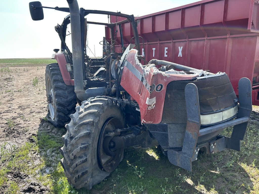 Farmer Petes used AG parts | 443042 Range Rd 261, Ponoka, AB T4J 1R2, Canada | Phone: (403) 392-5230