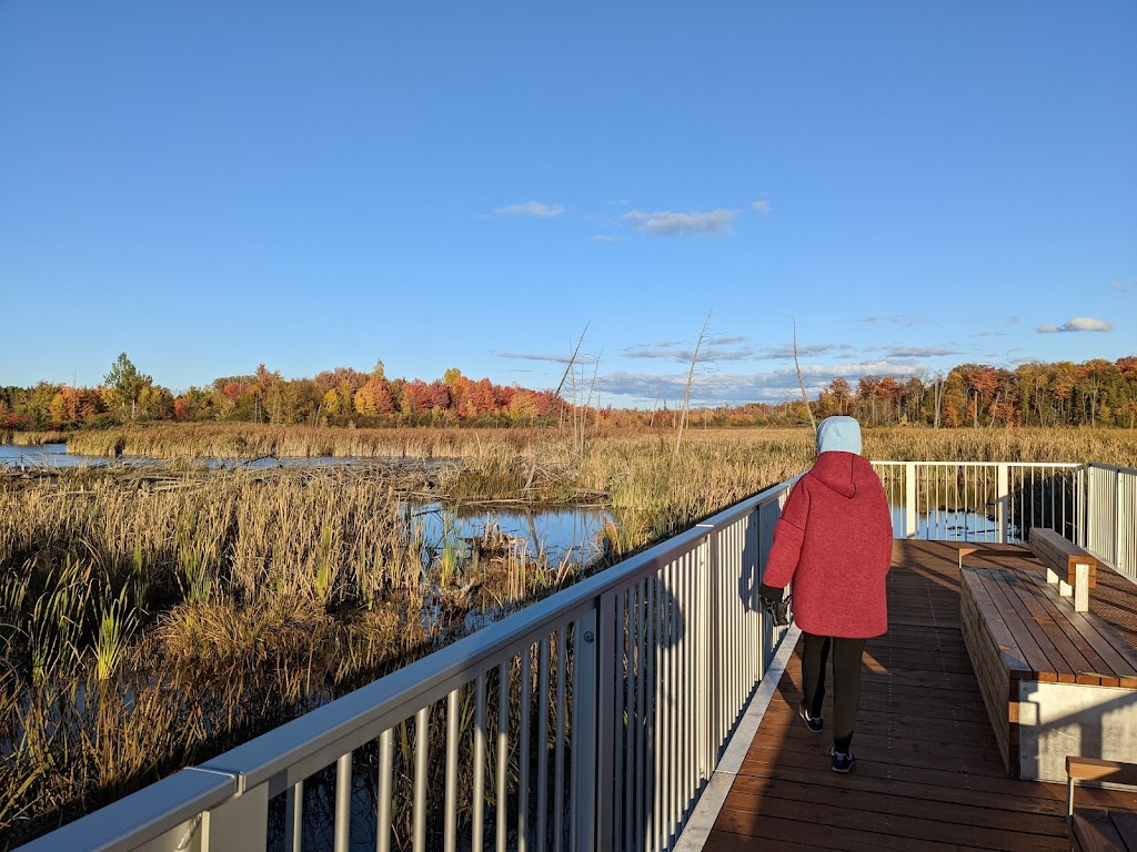 Parc-nature du Bois-de-LÎle-Bizard Grand walkway | LÎle-Bizard, Montreal, QC H9C 1P5, Canada | Phone: (514) 280-6778