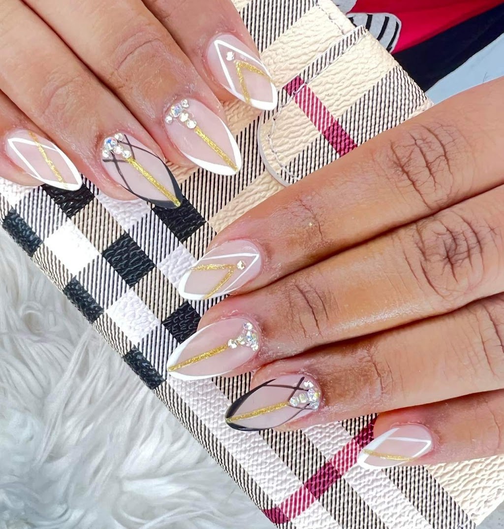 Nail Expression | 7205 Goreway Dr #33, Mississauga, ON L4T 2T9, Canada | Phone: (905) 908-2466