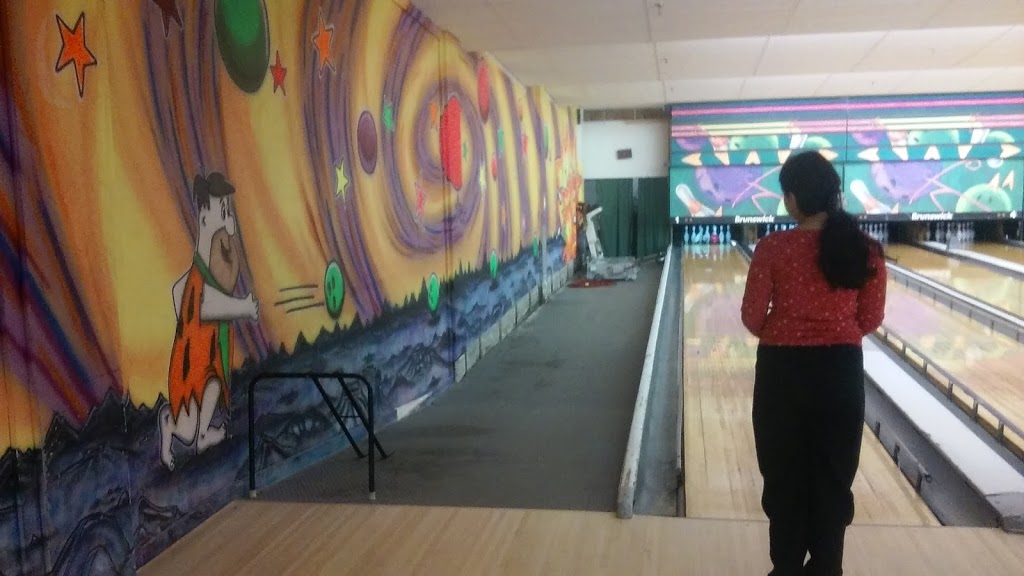 Wimbledon Bowling Lanes | 220 Center Rd, Buffalo, NY 14224, USA | Phone: (716) 674-3333