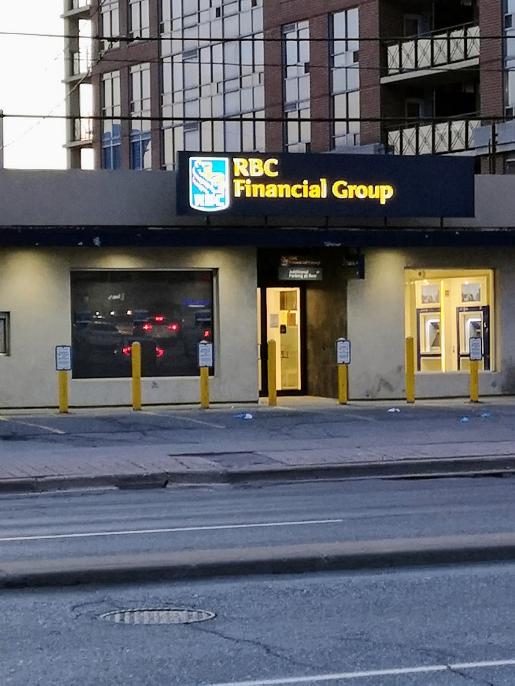 RBC Royal Bank | 2766 Keele St, North York, ON M3M 2G2, Canada | Phone: (416) 636-2030