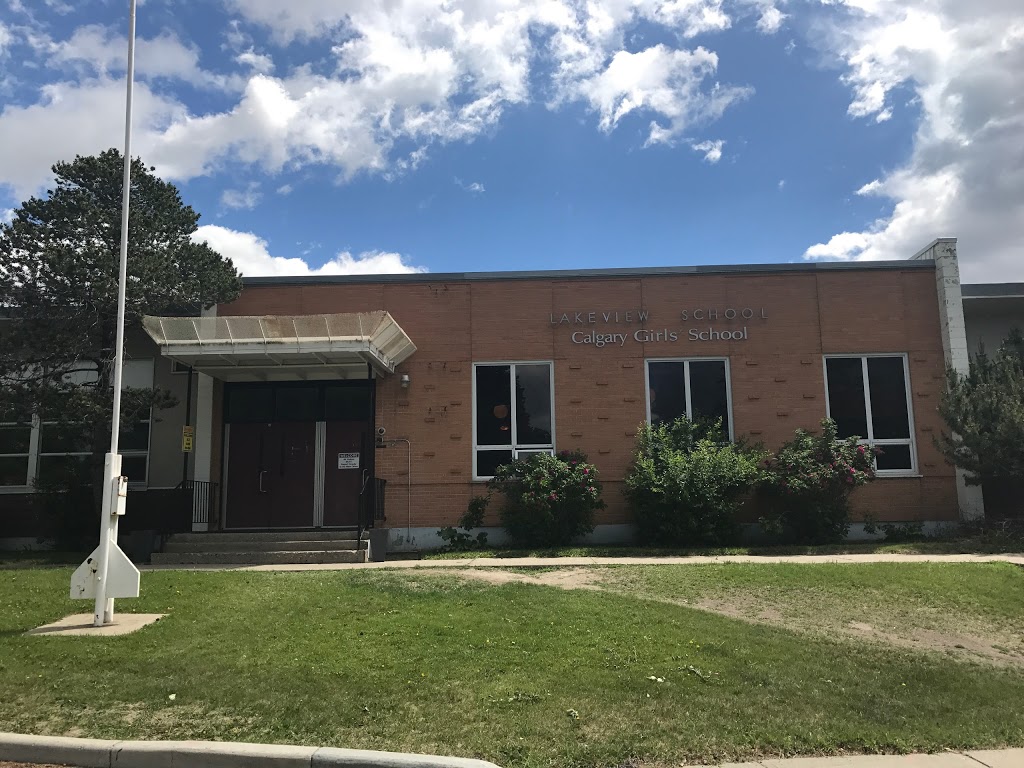 Calgary Girls School | 6304 Larkspur Way SW, Calgary, AB T3E 5P7, Canada | Phone: (403) 220-0745