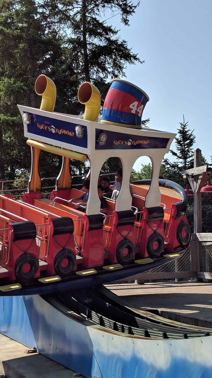 Lucys Tugboat | 1 Canadas Wonderland Drive, Maple, ON L6A 1S6, Canada | Phone: (905) 832-7000