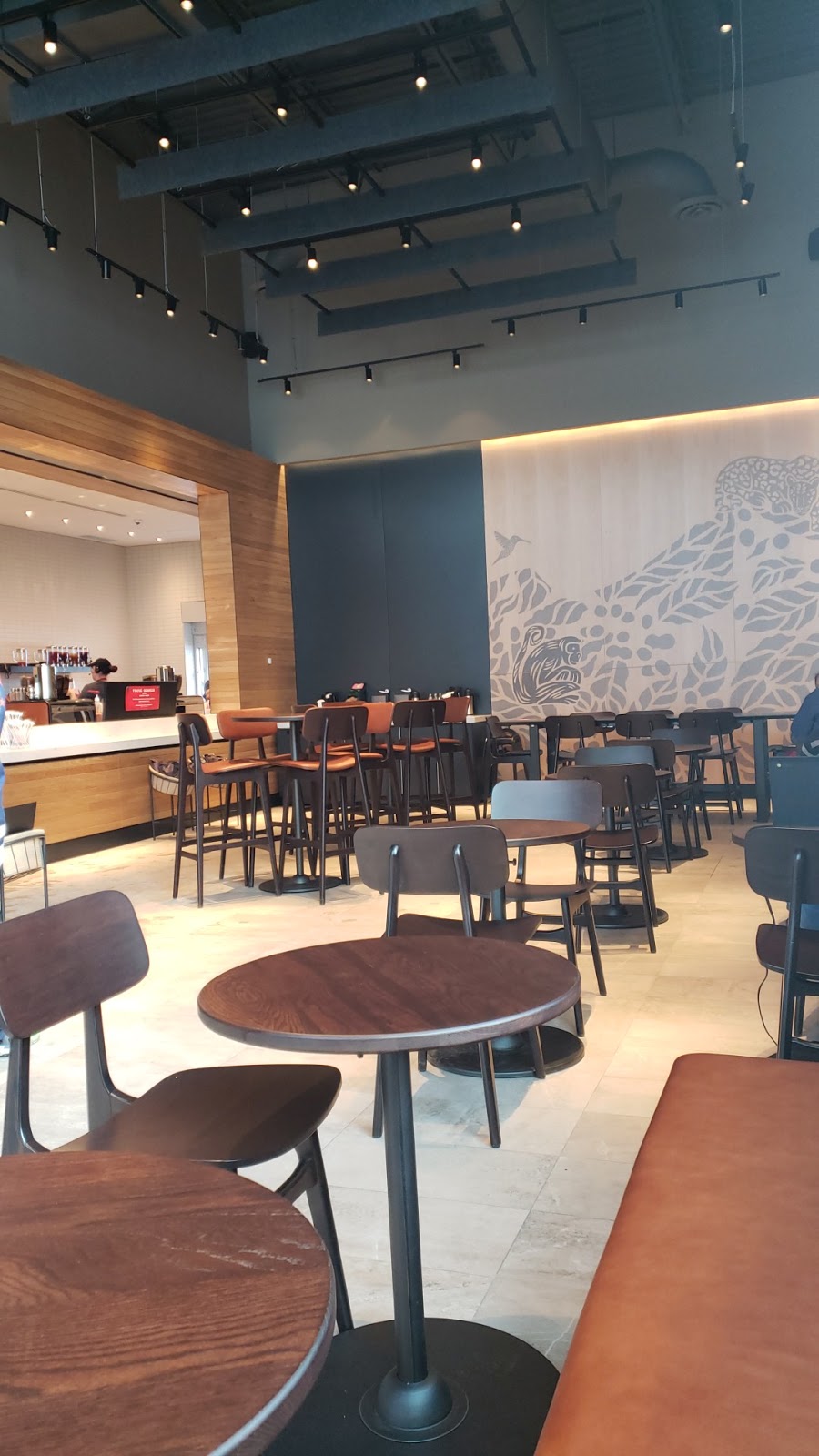 Starbucks | 1035 Rue Principale, Granby, QC J2J 2N7, Canada | Phone: (450) 577-5431