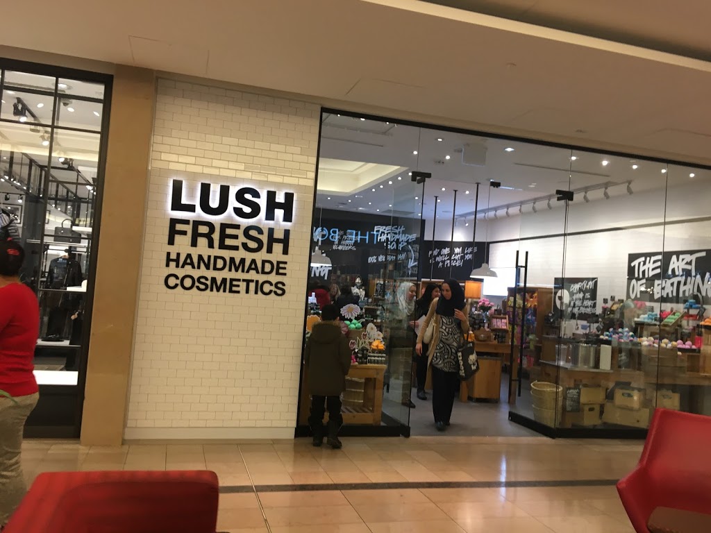 Lush Fresh Handmade Cosmetics Distribution | 70 The East Mall, Etobicoke, ON M9B 3Y8, Canada | Phone: (888) 733-5874