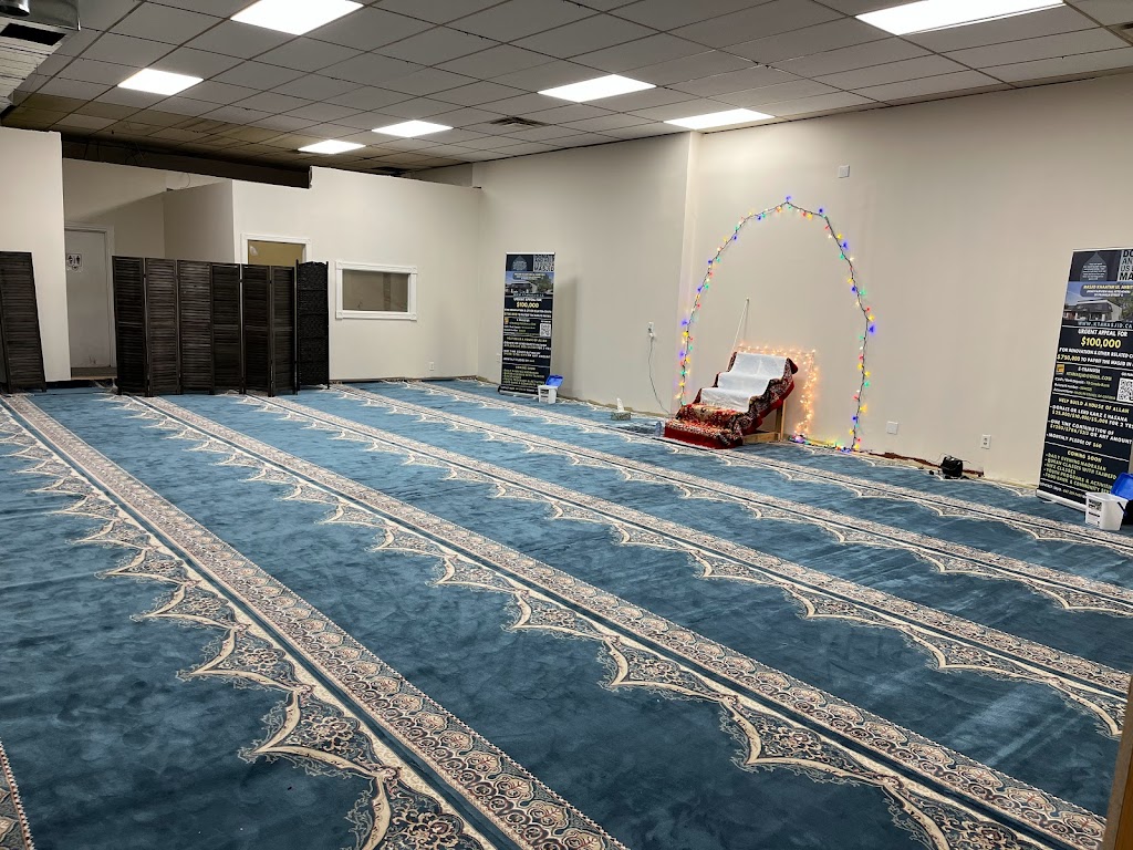 Masjid Khaatam Ul Anbiyah | 26 Franklin St S, Kitchener, ON N2C 1R4, Canada | Phone: (647) 299-7401