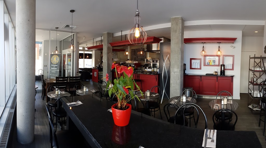 La Petite Cité, café bistro | 1220, rue des Soeurs-du-Bon-, Pasteur, Québec, QC G1S 0B1, Canada | Phone: (418) 914-2048