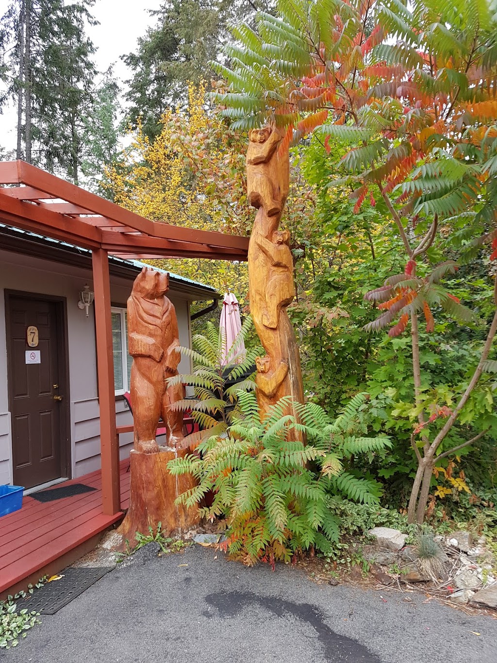 Barefoot Villas | 31 Kingsley Rd, Christina Lake, BC V0H 1E2, Canada | Phone: (250) 447-9385