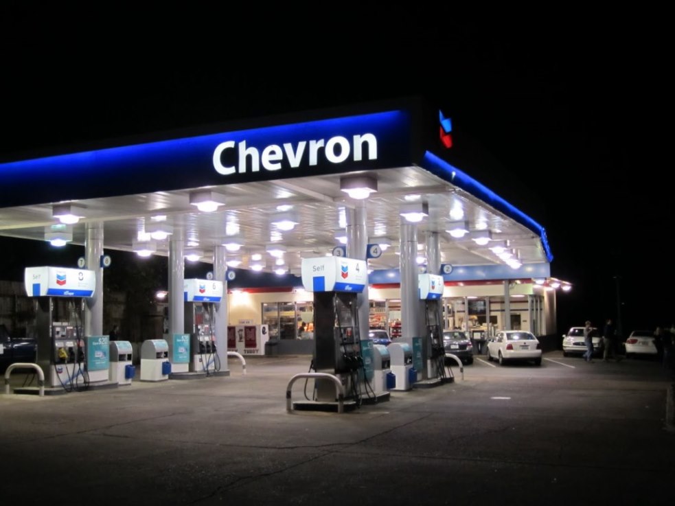 Chevron | 20592 Lougheed Hwy, Maple Ridge, BC V2X 2P8, Canada | Phone: (604) 465-9413