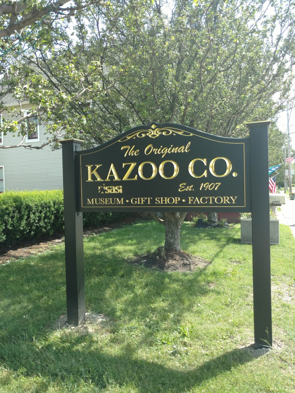 Kazoo Boutique Gift Shop, Museum & Factory | 8703 S Main St, Eden, NY 14057, USA | Phone: (716) 992-3960