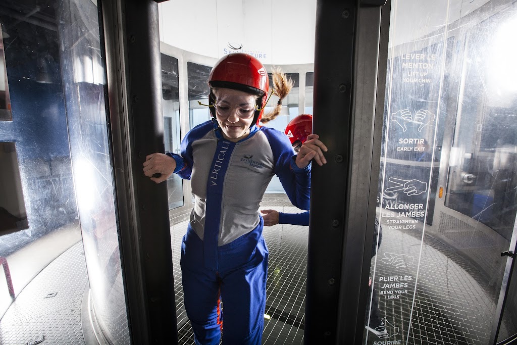 SkyVenture Montréal | 2700 Ave du Cosmodôme, Laval, QC H7T 2X1, Canada | Phone: (514) 524-4000