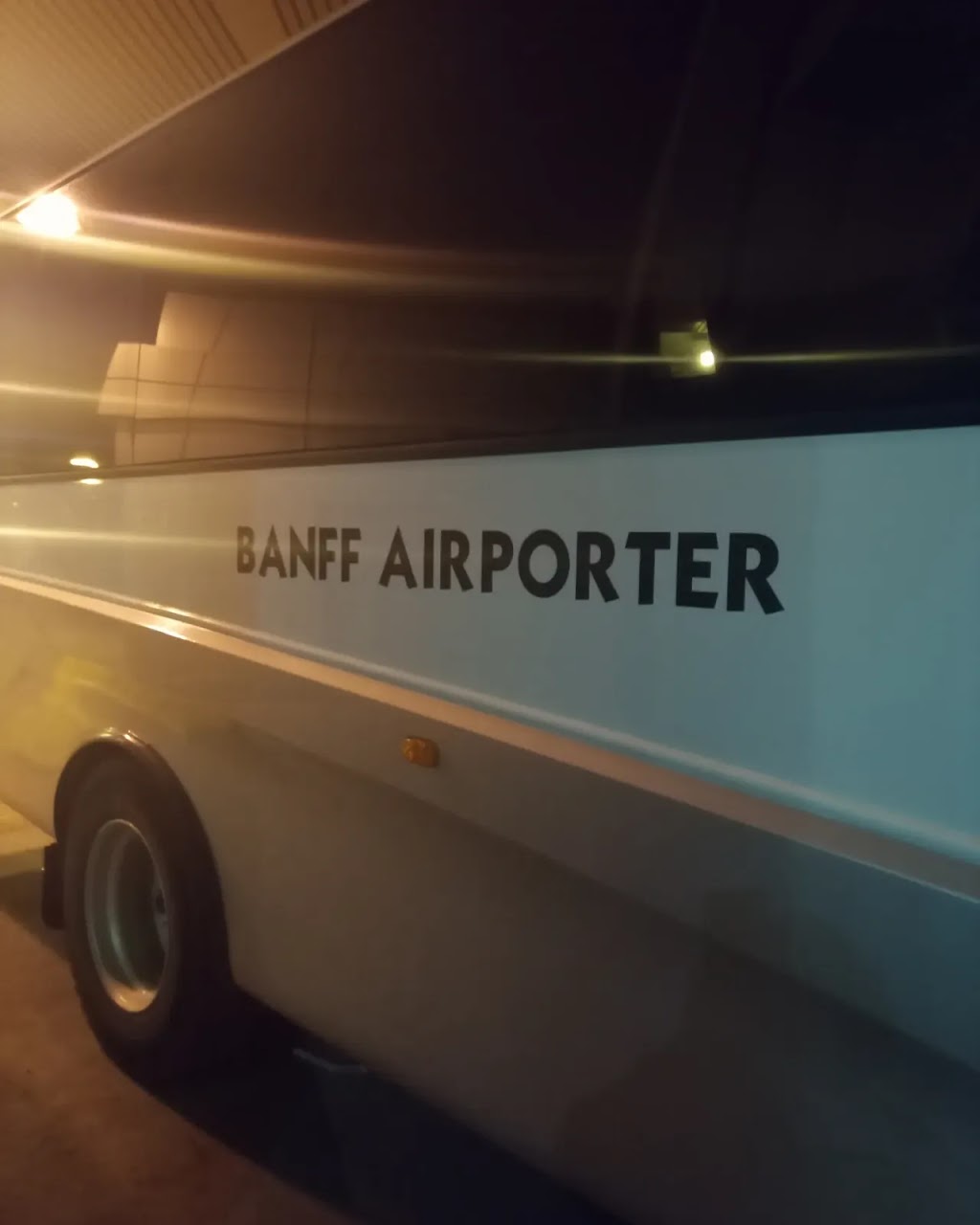 Banff Airporter Inc | 141 Eagle Crescent #1, Banff, AB T1L 1C3, Canada | Phone: (888) 449-2901