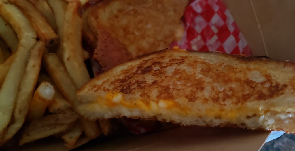 The Almighty Cheese | 1272-1280 Trim Rd, Orléans, ON K4A 3N3, Canada | Phone: (613) 282-0123