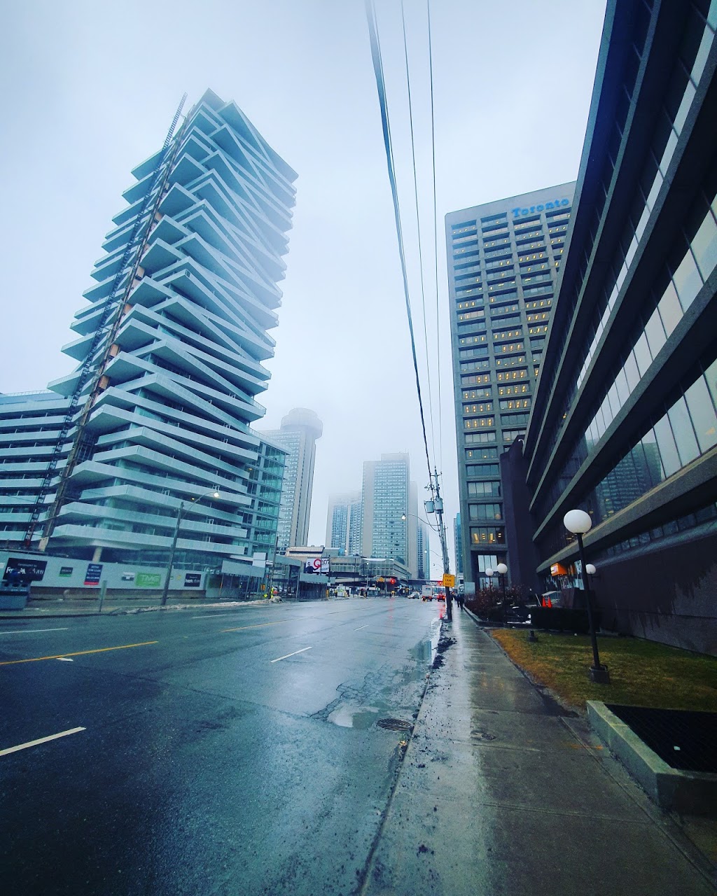 Pier 27 The Tower On The Lake | 25 Queens Quay E, Toronto, ON M5E 0A4, Canada | Phone: (416) 258-8493