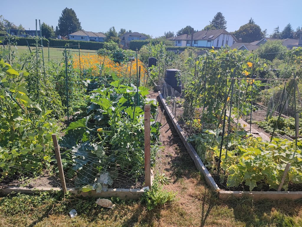 Garratt Community Garden | Lulu Island, Richmond, BC V7C 3S8, Canada | Phone: (604) 244-7377