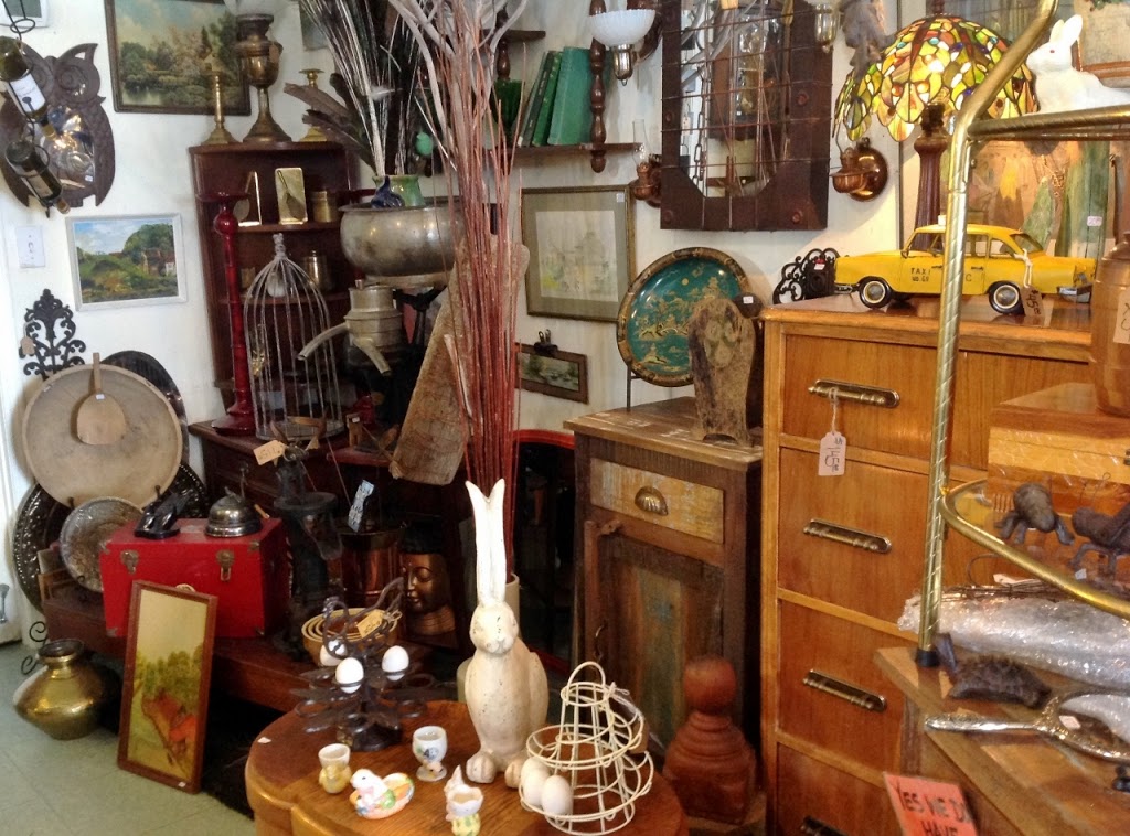 Armstrong Antiques, Hardware & Garden Decor | 1791 Eagle Rock Rd, Armstrong, BC V0E 1B7, Canada | Phone: (250) 938-1962