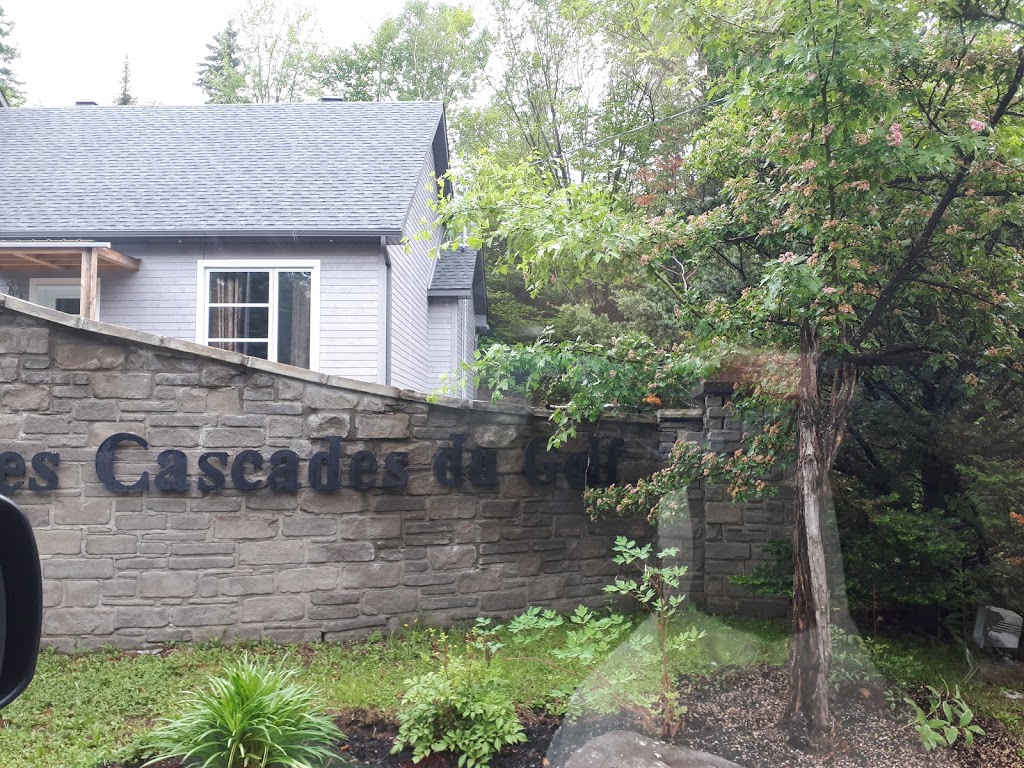 Les Cascades Du Golf | 2065-2075 Rue du Portail, Sainte-Adèle, QC J8B 3B8, Canada