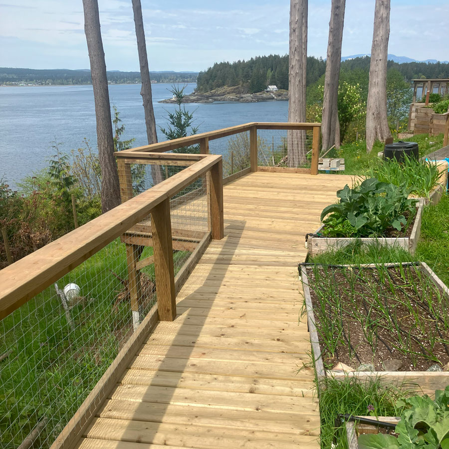 IslandScape Contracting | 1141 Heriot Bay Rd, Quathiaski Cove, BC V0P 1N0, Canada | Phone: (250) 202-4429