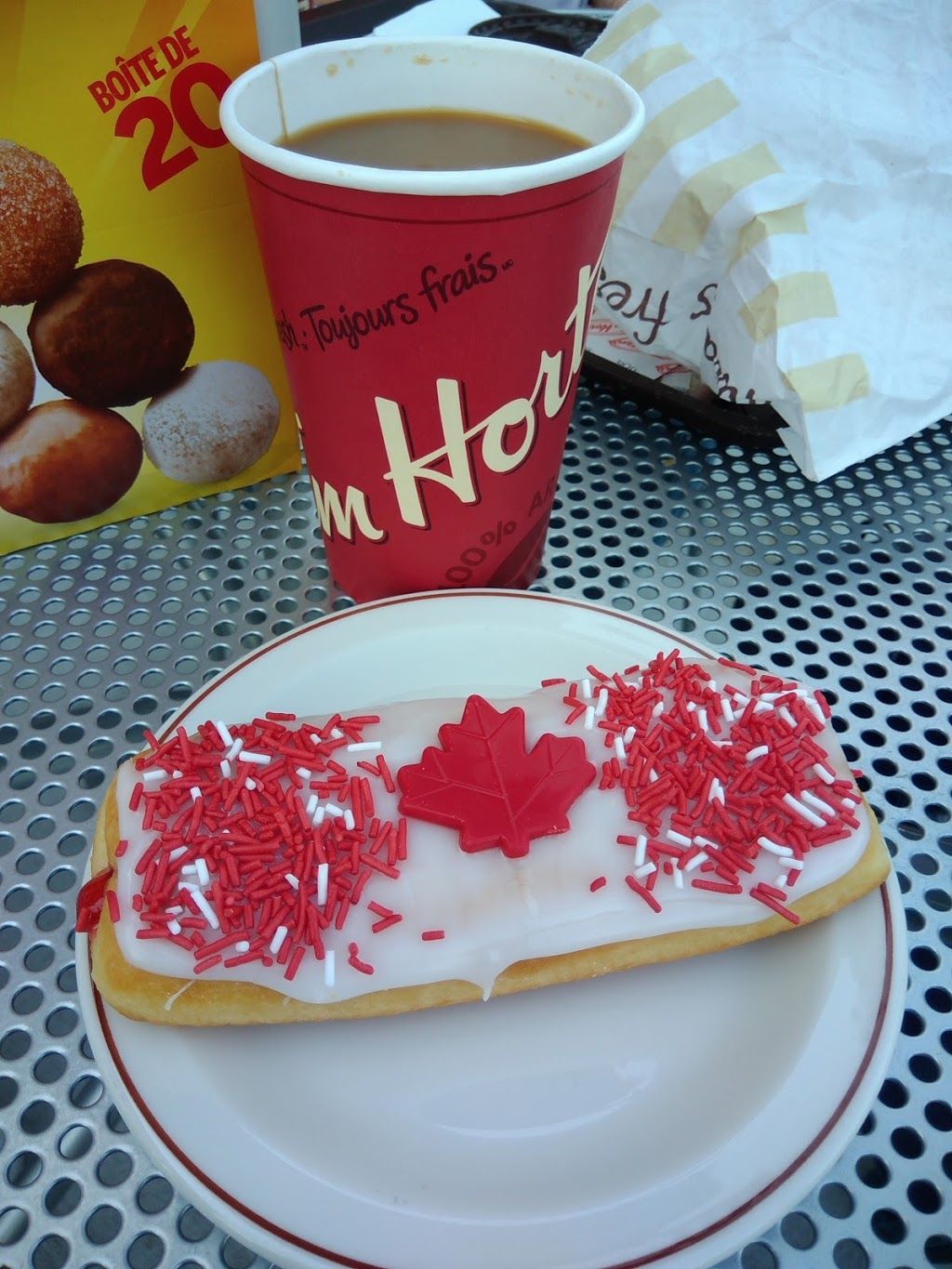 Tim Hortons | 400 Rue de Strasbourg, Candiac, QC J5R 0B4, Canada | Phone: (450) 659-0836