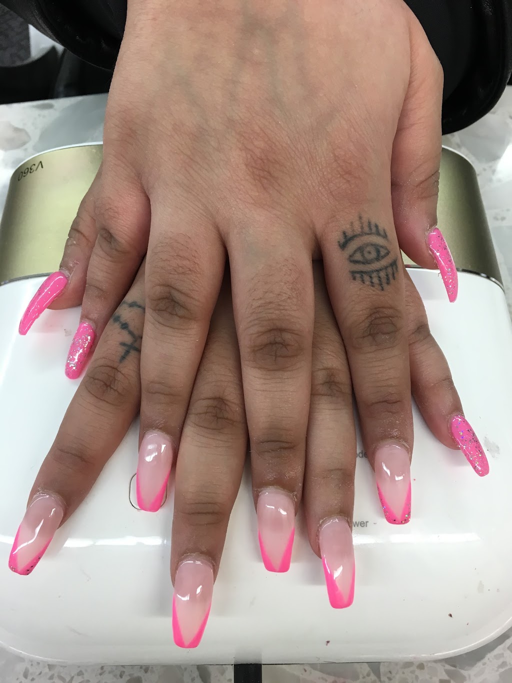 Michelle Nails Spa | 1074 Wilson Av, North York, ON M3K 1G6, Canada | Phone: (416) 398-3851