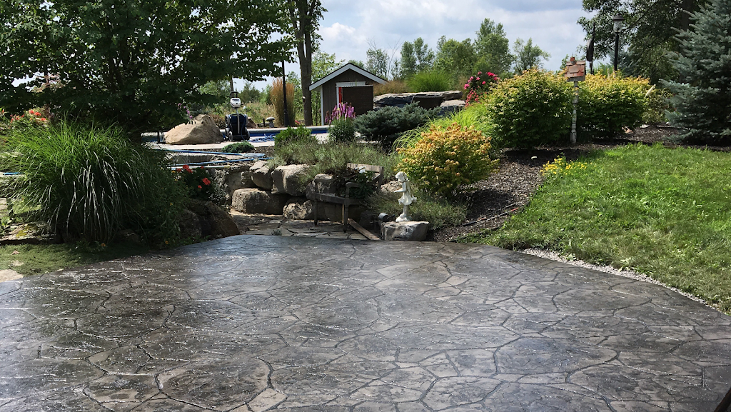 R&R Custom Concrete Inc. | 1839 Camden Rd, Greater Napanee, ON K7R 3L2, Canada | Phone: (613) 583-0112