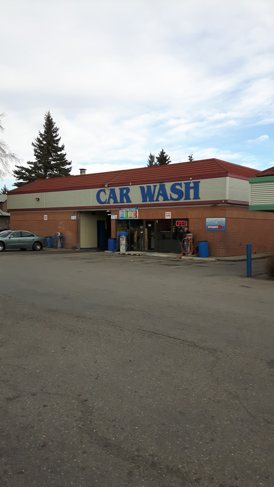 Hunterhorn Carwash & Detailing Center | 6696 4 St NE, Calgary, AB T2K 6H1, Canada | Phone: (403) 274-1100