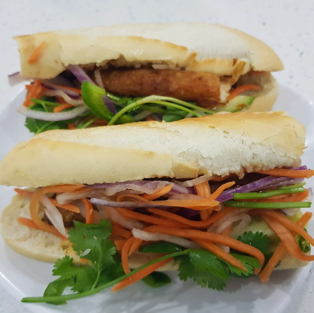 Banh Mi District | 2938 Finch Ave E, Scarborough, ON M1W 2T4, Canada | Phone: (416) 491-3935