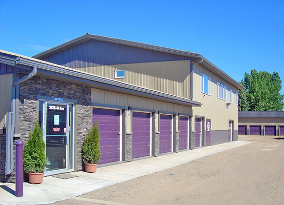 Mini Mall Storage Properties | 3920 44 Ave, Camrose, AB T4V 3H2, Canada | Phone: (855) 957-0355