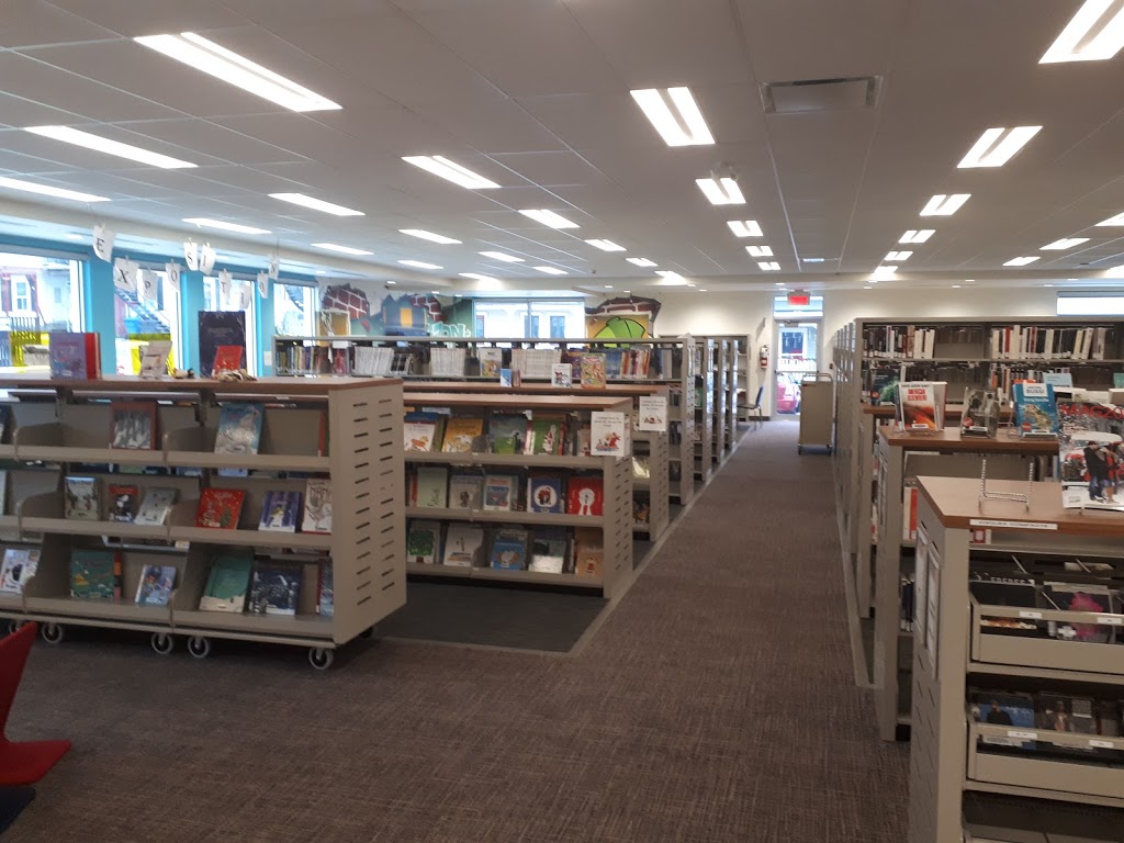 Bibliothèque municipale H.-N.-Biron de Nicolet | 180 Rue de Monseigneur Panet, Nicolet, QC J3T 1S6, Canada | Phone: (819) 293-6901