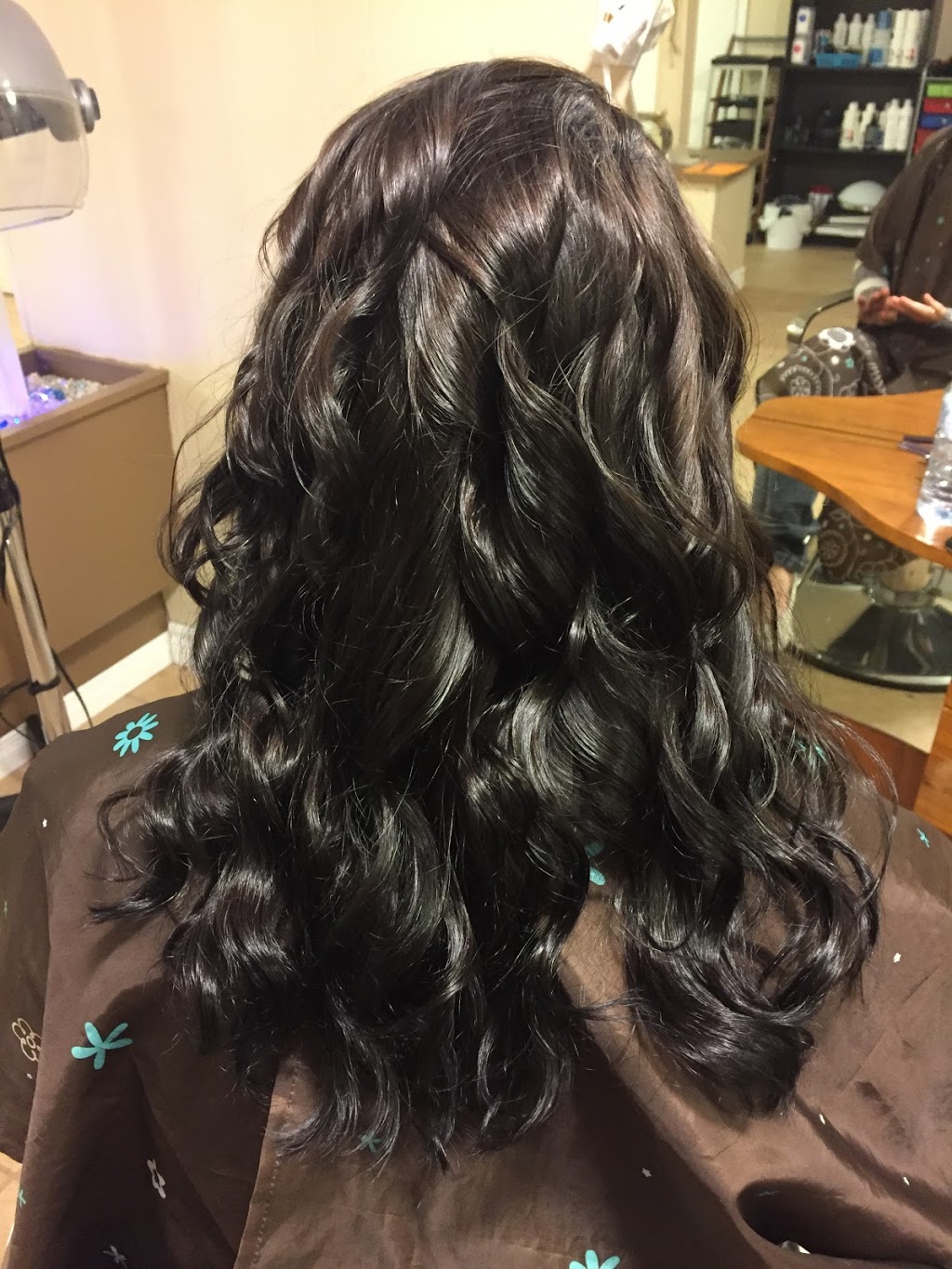 Ocean FlHair | 1411 Meadowbrook Rd, Gloucester, ON K1B 5K1, Canada | Phone: (613) 608-4383