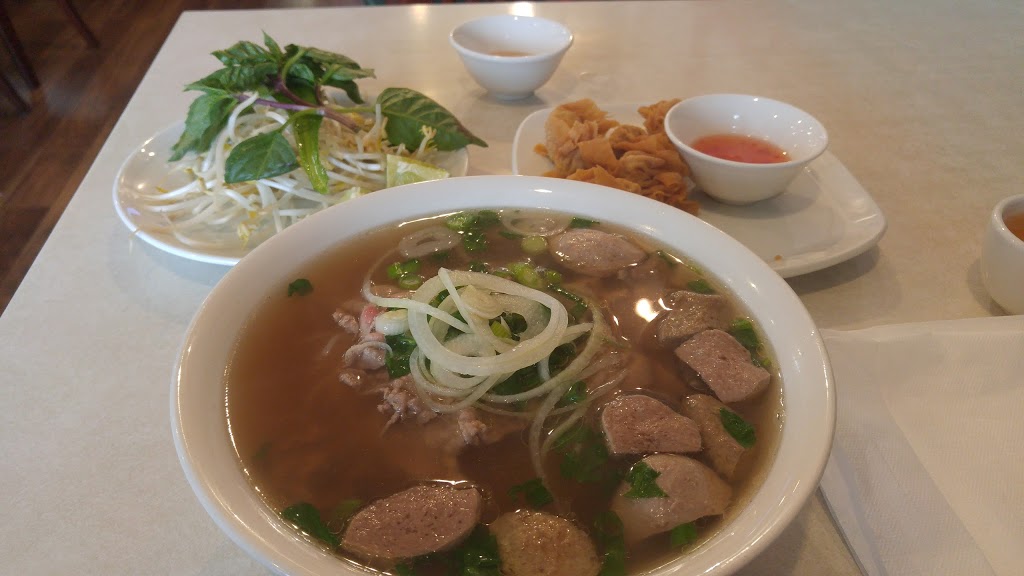 An Pho Vietnamese Restaurant | 13784 104 Ave, Surrey, BC V3T 1W5, Canada | Phone: (604) 589-8919