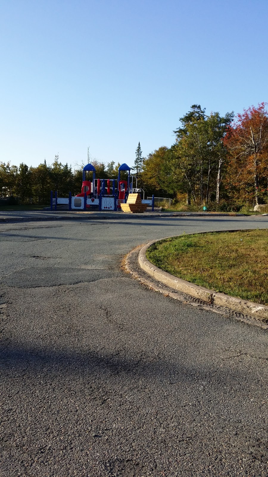 Harrietsfield Elementary School | 1150 Old Sambro Rd, Harrietsfield, NS B3V 1B1, Canada | Phone: (902) 479-4230