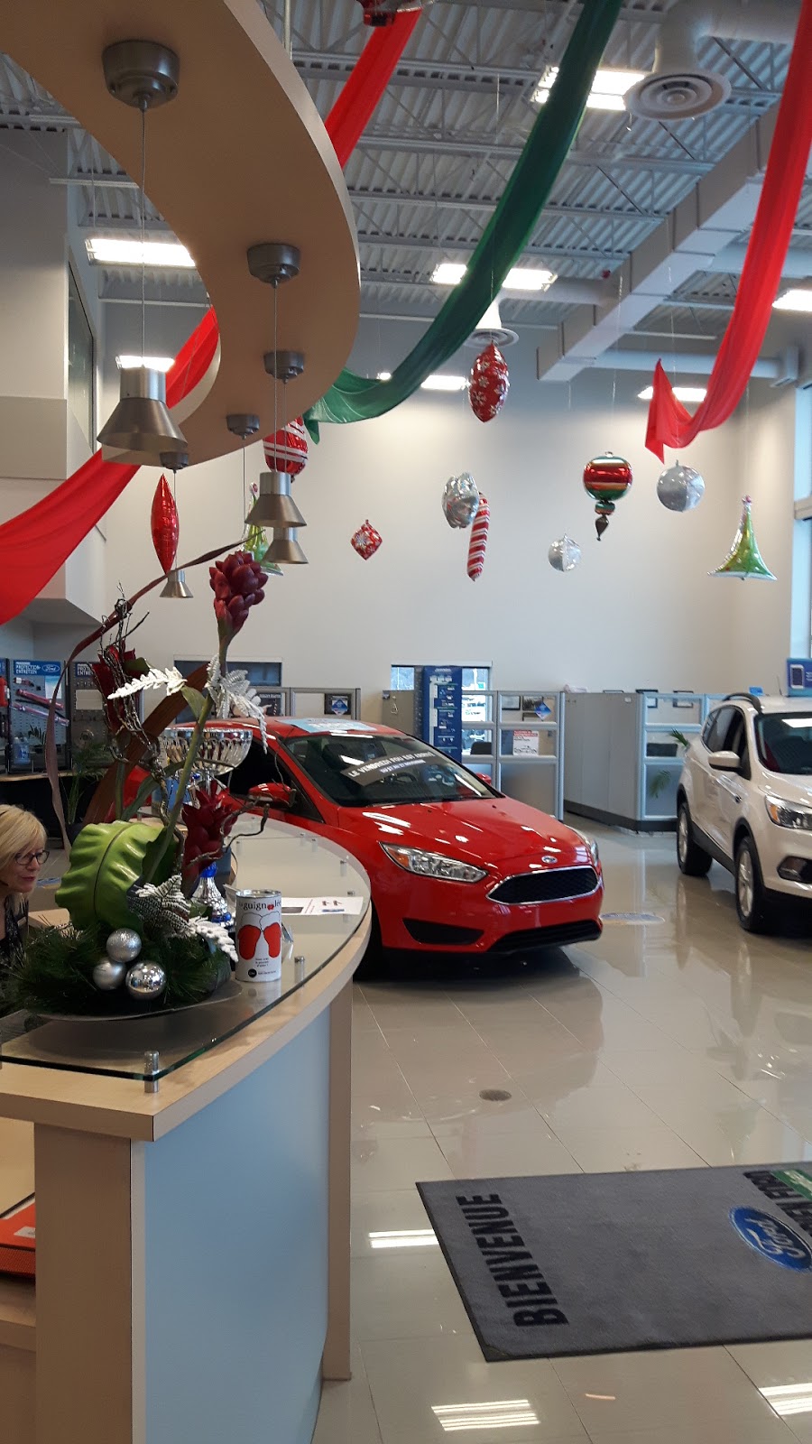 LAnge-Gardien Ford | 6120 Boulevard Sainte-Anne, LAnge-Gardien, QC G0A 2K0, Canada | Phone: (418) 822-1112