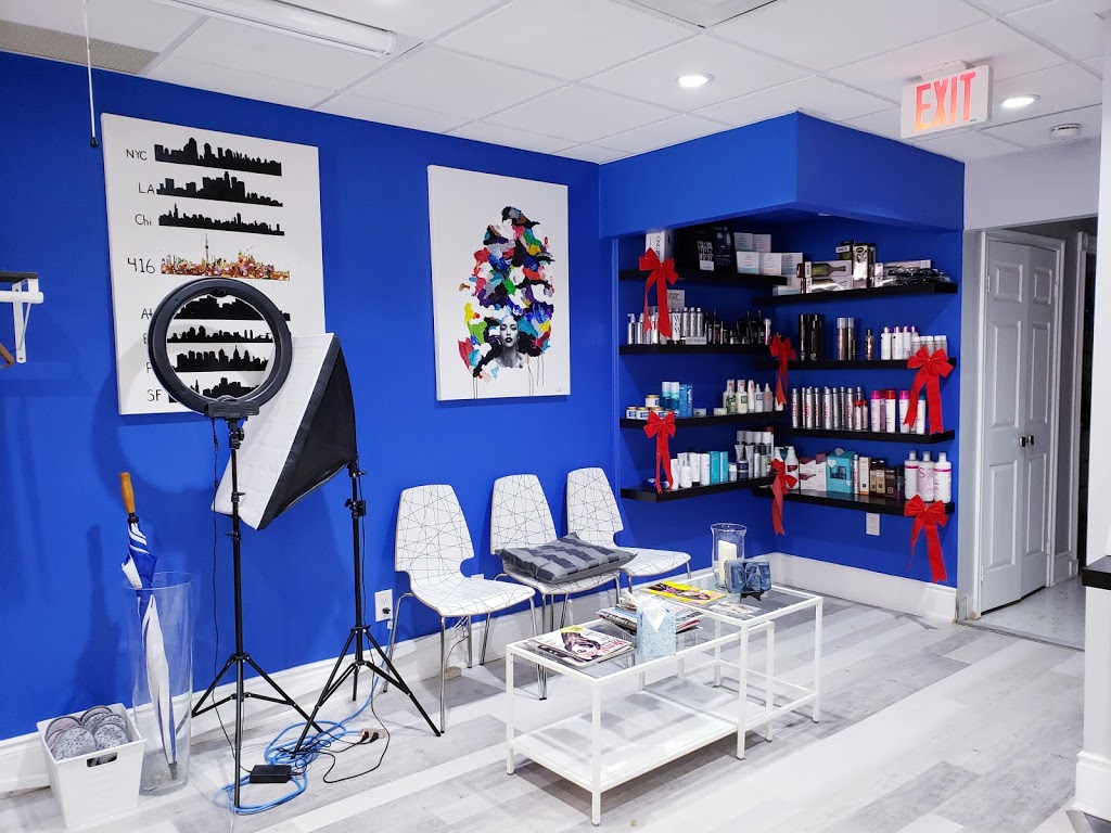 D2E Hair Boutique | 2255 Bloor St W, Toronto, ON M6S 1N9, Canada | Phone: (416) 769-3287