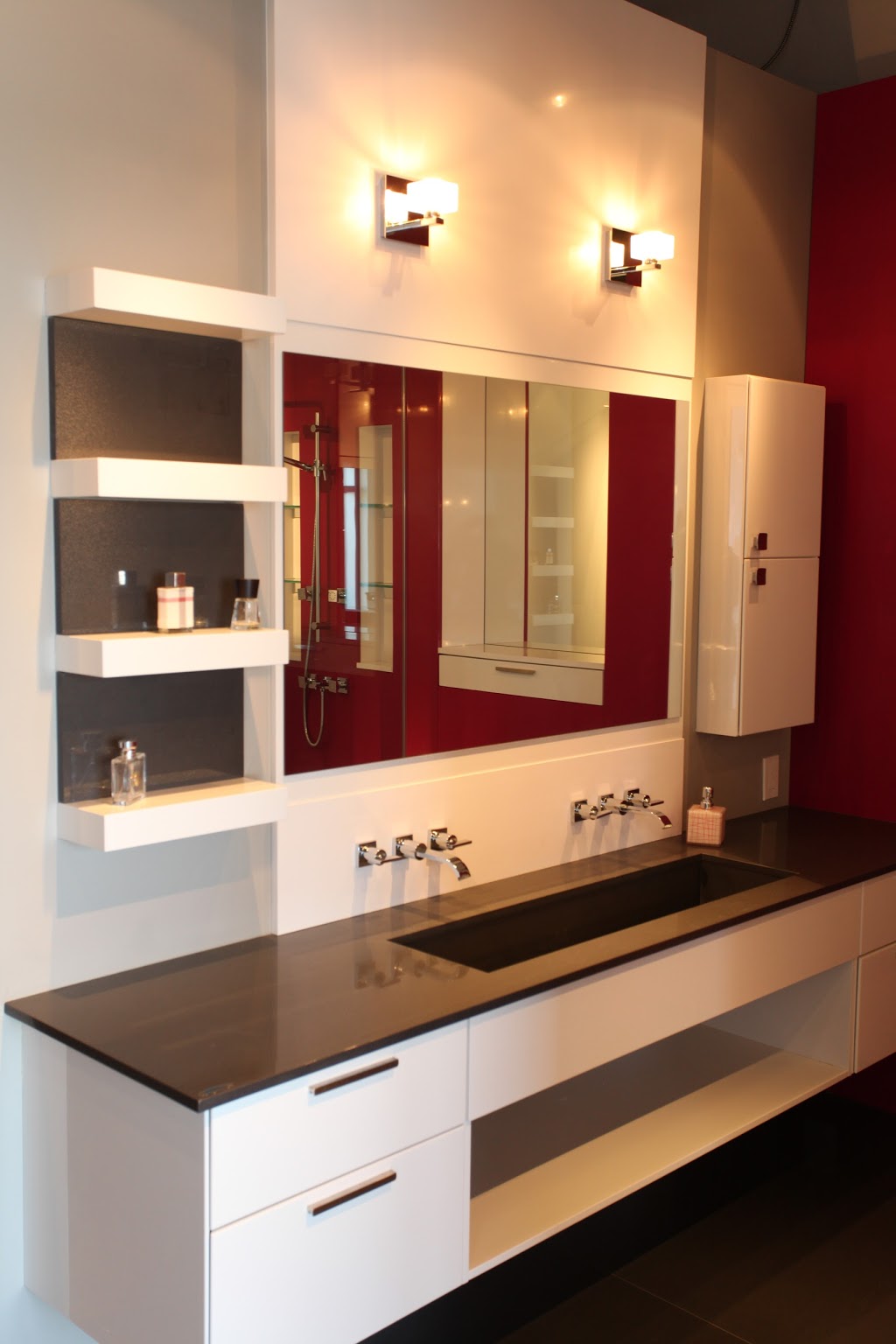 Kulina, kitchens and bathrooms | 6655 Boulevard Pierre-Bertrand, Québec, QC G2J 1R4, Canada | Phone: (418) 626-2600