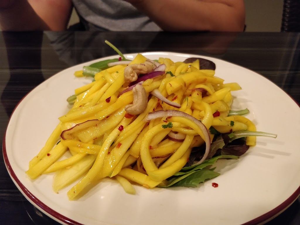 Golden Mango Thai Cuisine | 3-444 Holland St W, Bradford, ON L3Z 0G1, Canada | Phone: (905) 551-8988