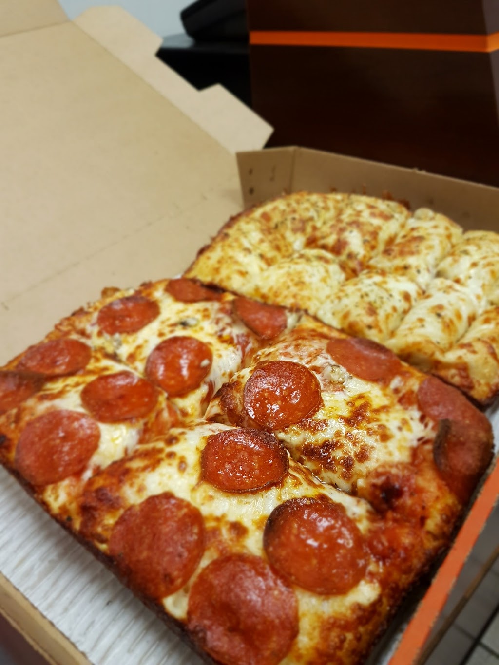 Little Caesars Pizza | 2475 Kingston Rd Unit 115, Scarborough, ON M1N 1V4, Canada | Phone: (416) 266-2010