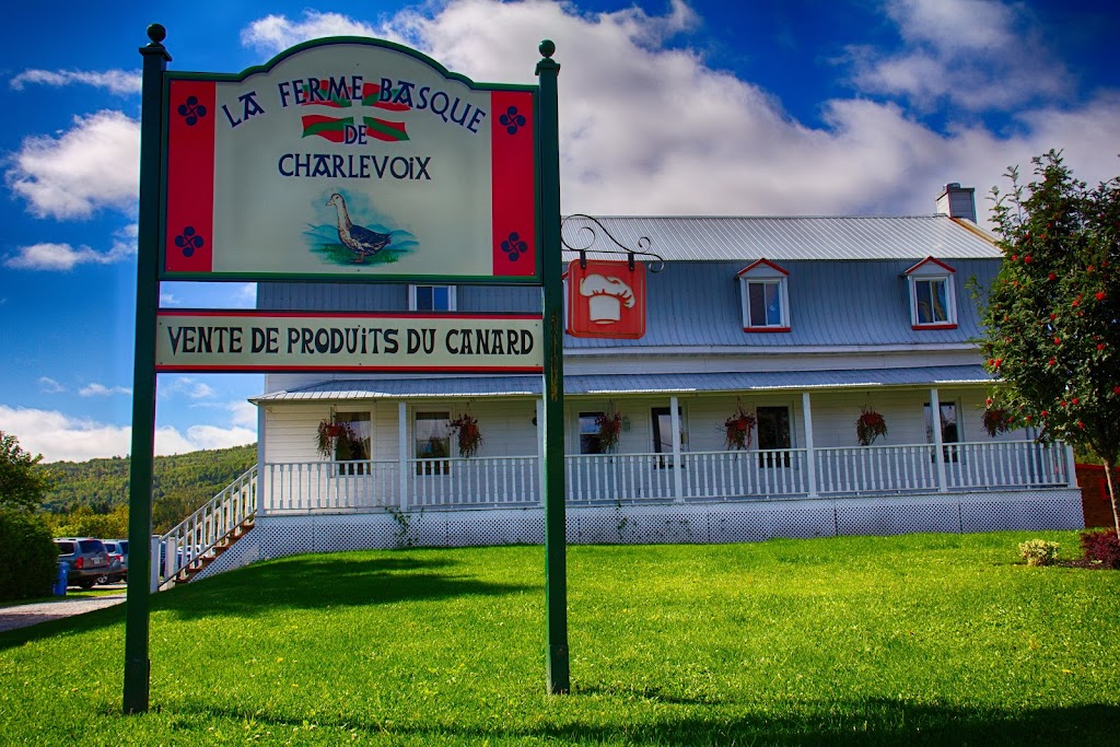 La Ferme Basque De Charlevoix | 813 Rue St Édouard, Saint-Urbain, QC G0A 4K0, Canada | Phone: (418) 639-2246